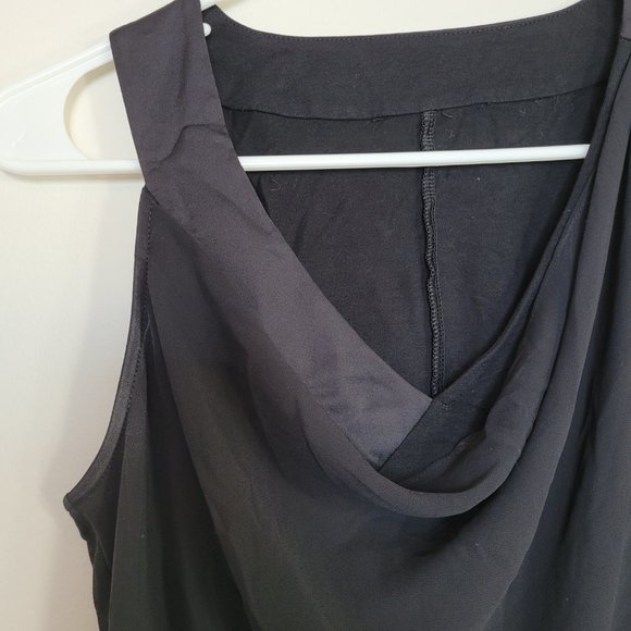 BHWM Drapy Black Sleeveless Top - Picture 2 of 6